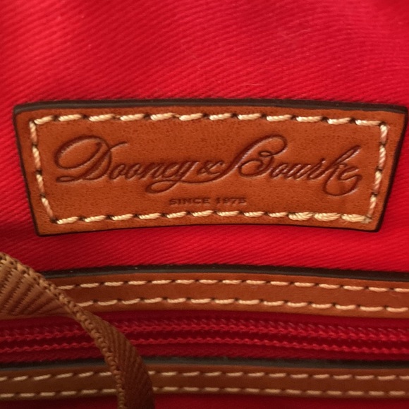 Dooney & Bourke purse - Picture 2 of 3